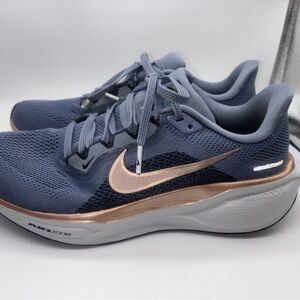 Nike Women's Air Pegasus 41 Size 9